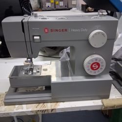 SINGER Heavy-Duty Sewing Machine For Sale