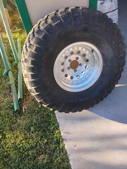 Jeep Spare 35x12.50R15