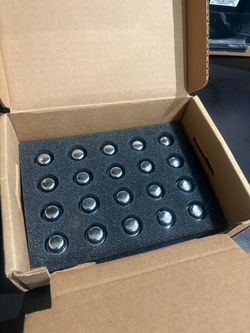 20 lug nut pack