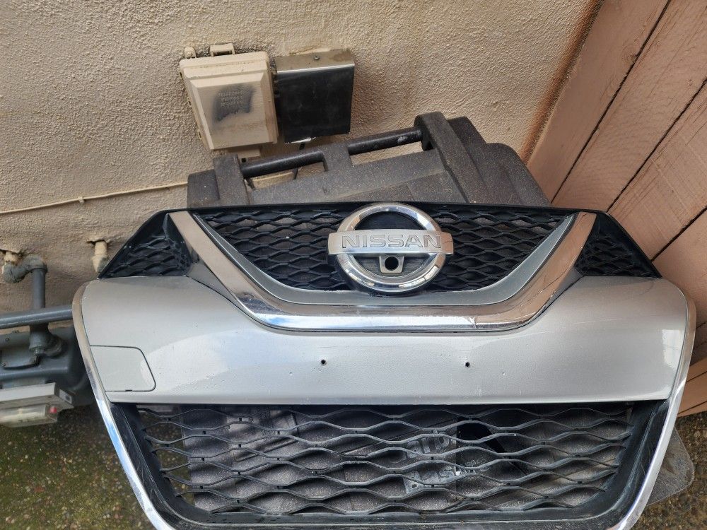 8th Gen Maxima Grill