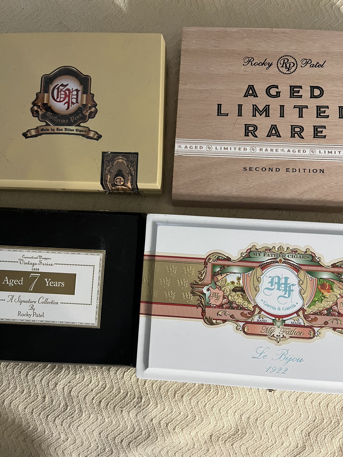 4 Wood Cigar Boxes / Kendall Area
