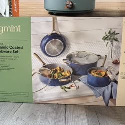 Figmint Cookware Set 