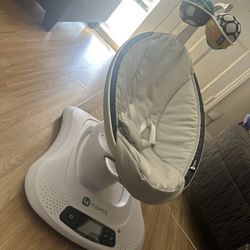 4MOMS SWING