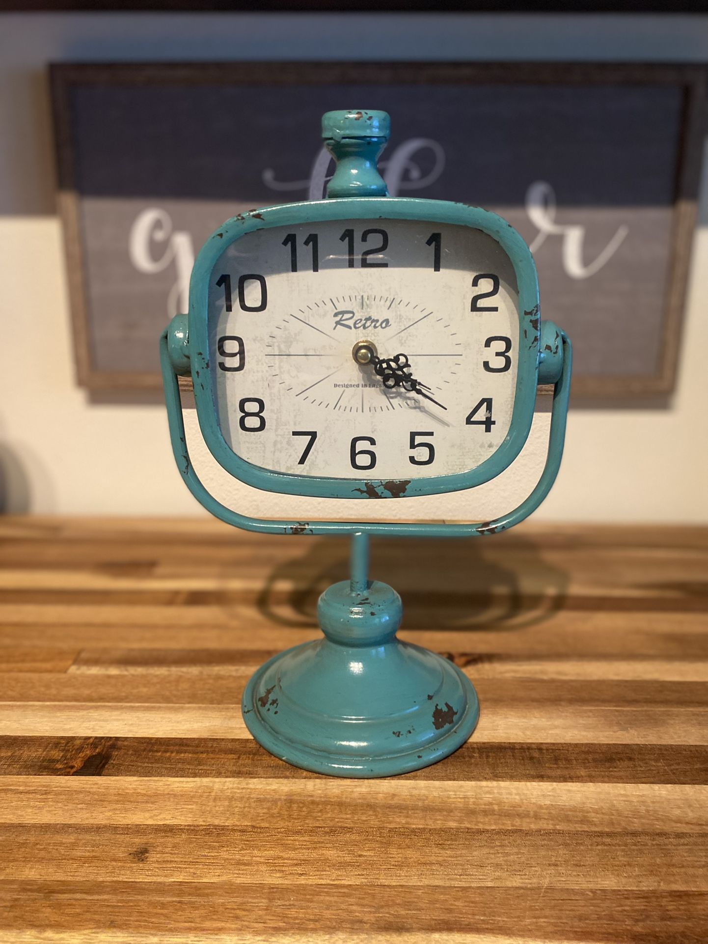 Vintage Looking Clock