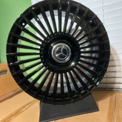 20" Gloss Black Staggered Wheels!!!