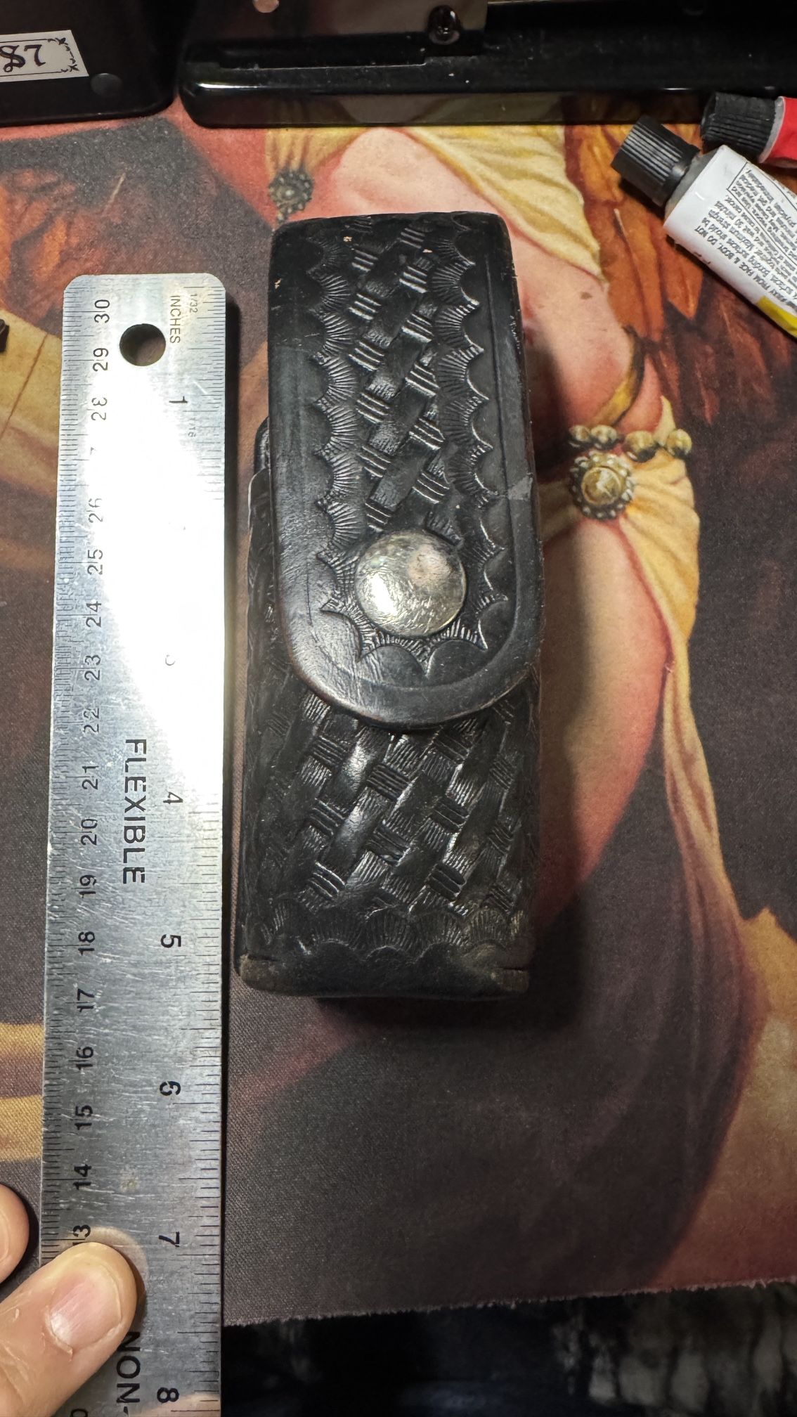 LAW PRO - Basketweave Leather 2 oz. Mace/OC Holder