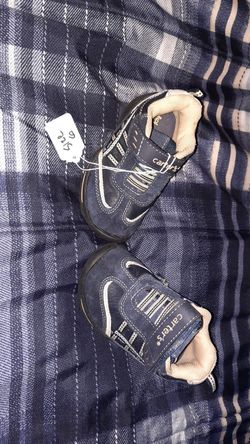 Boys toddler shoes size 6