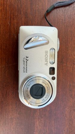 Sony Cyber-Shot 3.2MP Digital Camera