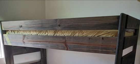 Free: Twin upper bunk bed frame