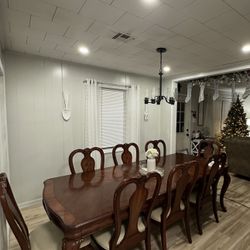 Dinning Room Table