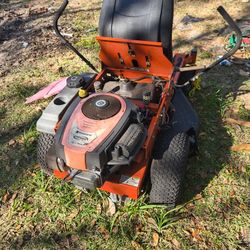 Zero Turn Mower Husqvarna RZ3016