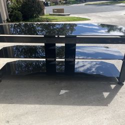 FREE TV console / media table from Best Buy