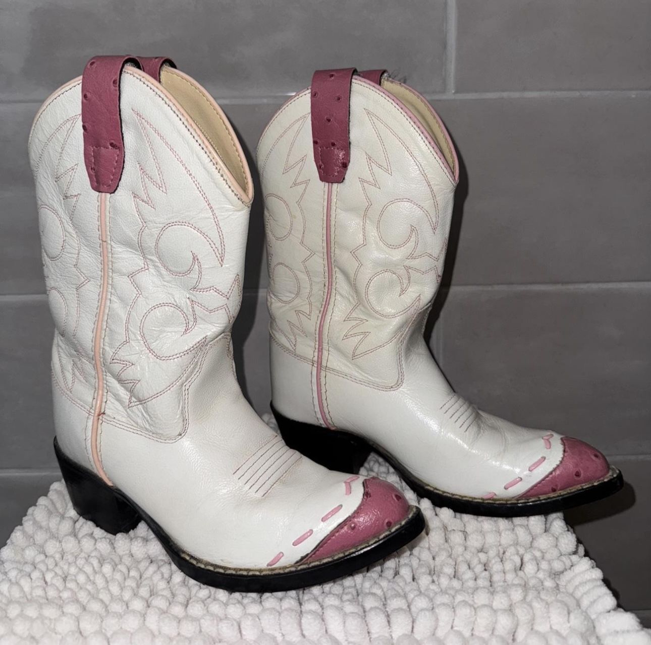 Old West Boots Girls US Size 130(6-7) Pointed Toe Western Cowboy Heels White Pink Leather