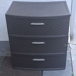 Brown Sterilite 3 Drawer Storage Chest