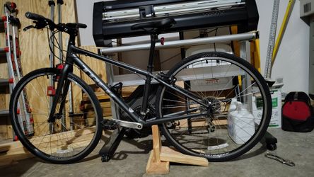 2020 Trek FX1 - Hybrid Bike (size S)