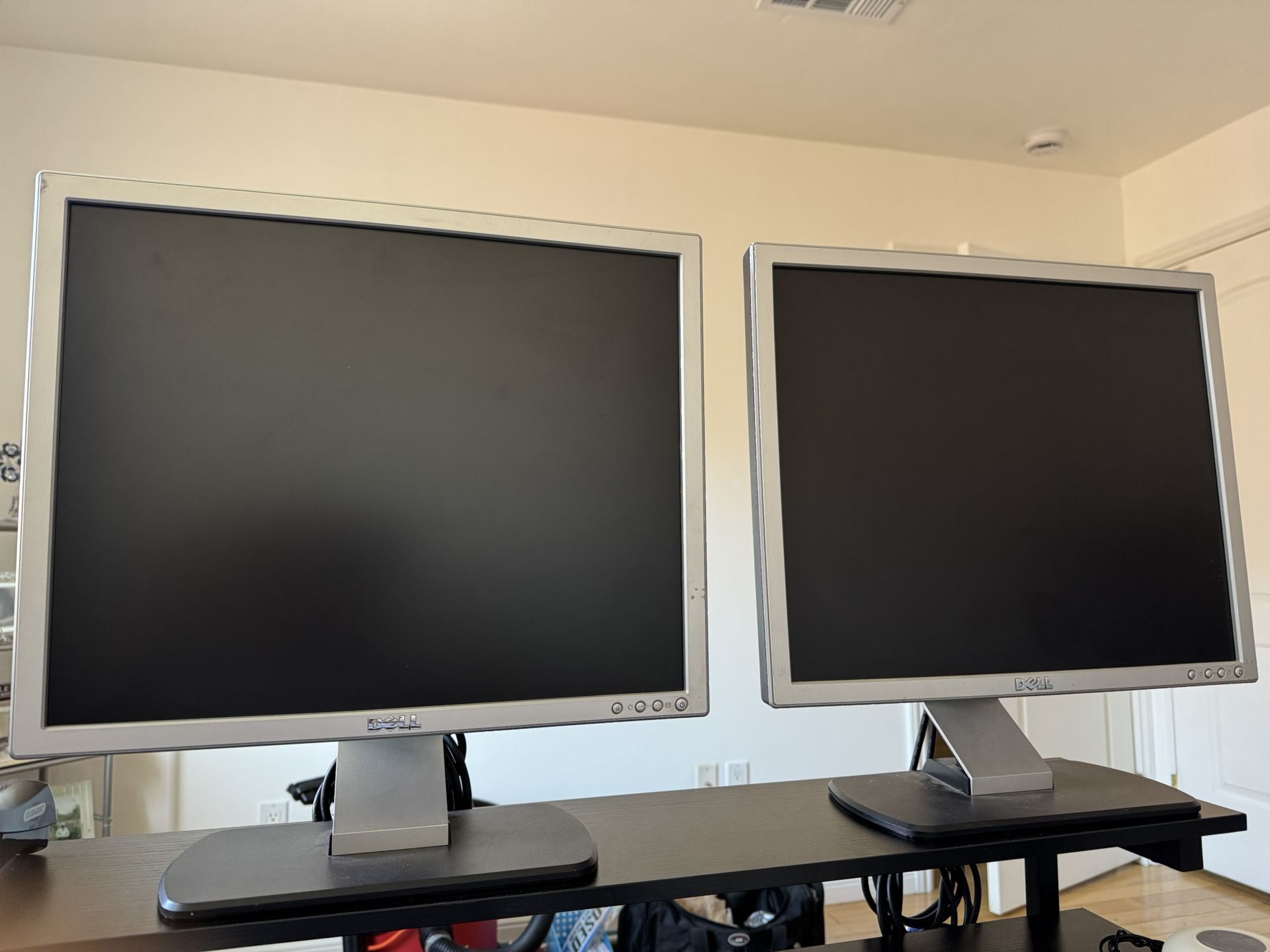 Dell Computer monitors
