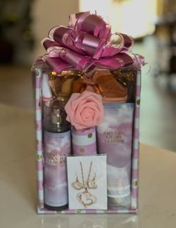 Cotton Candy Clouds Bath & Body Gift Set