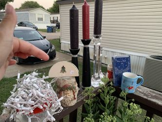 Xmas stuff on porch