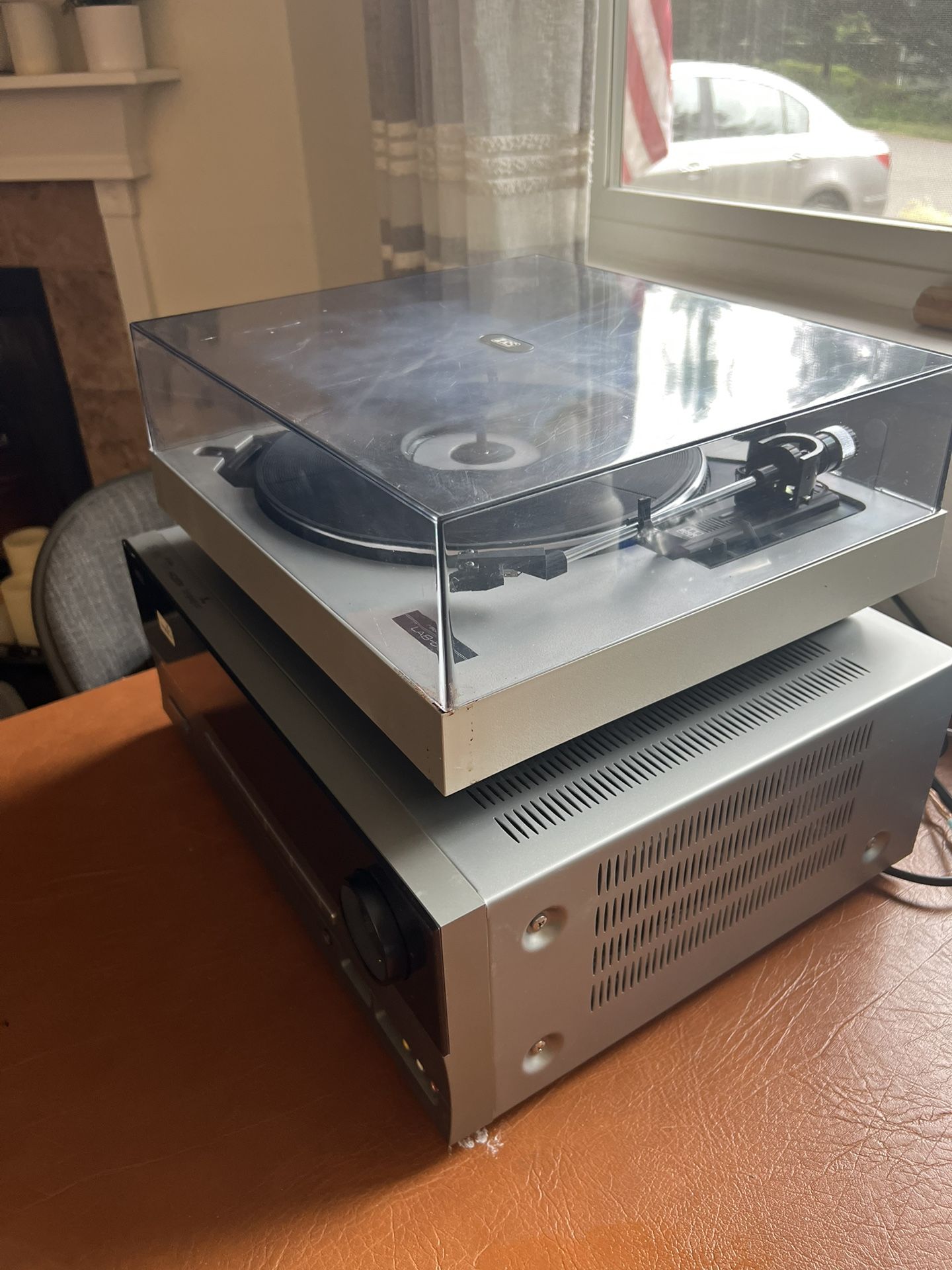 Harmon Kardon Receiver /Turntable