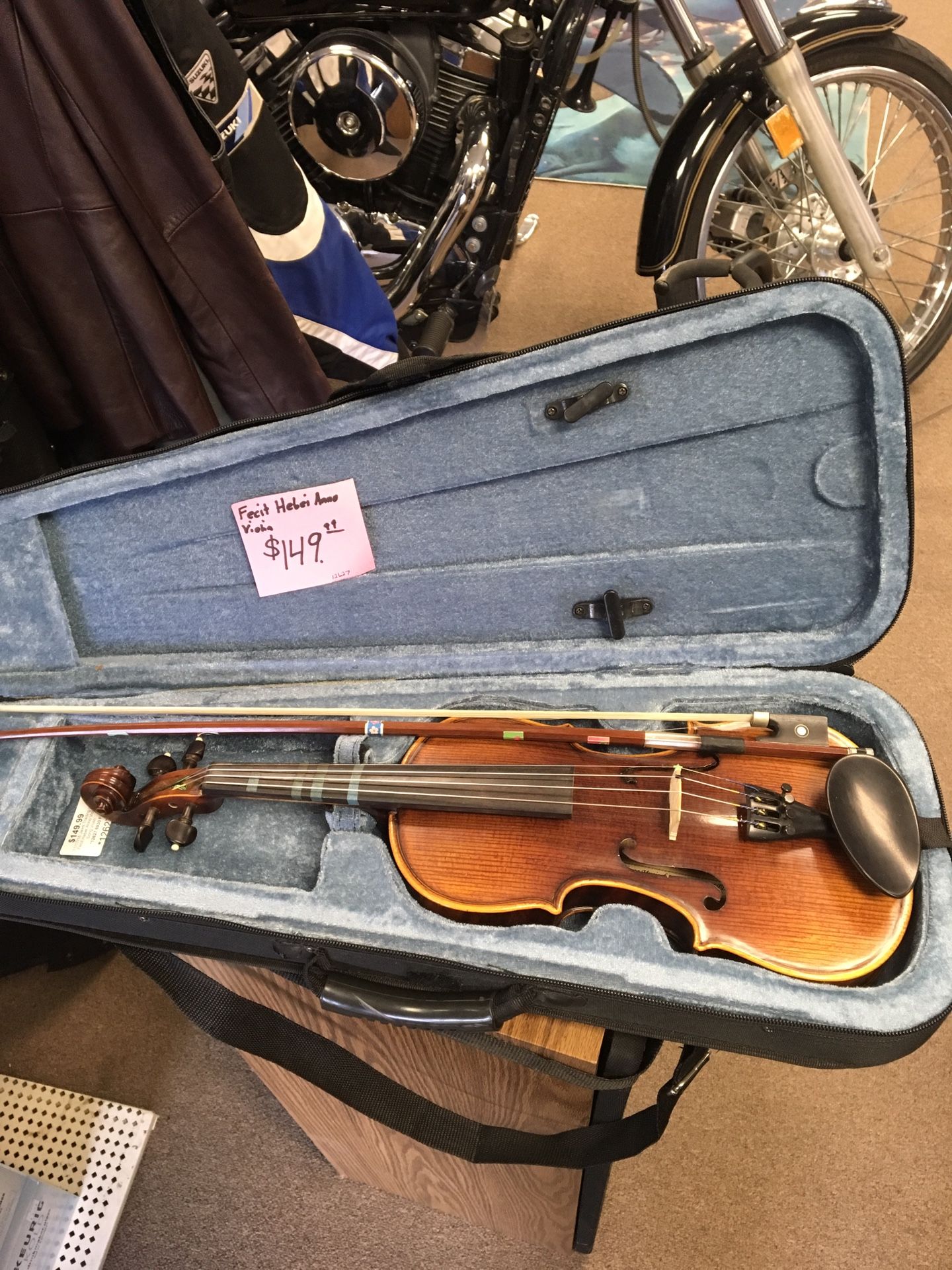 Fecit hebei anno song violin