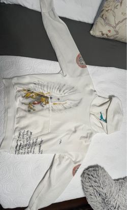NEW TRAVIS SCOTT UTOPIA HOODIE SIZE (L)