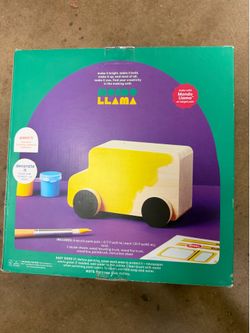Paint wooden vehicles