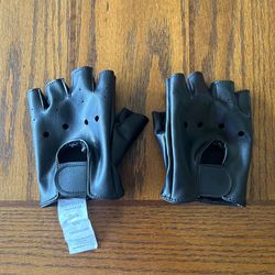 Weissman Moto Fingerless Gloves GL1001 Black One Size Adjustable Motorcycle