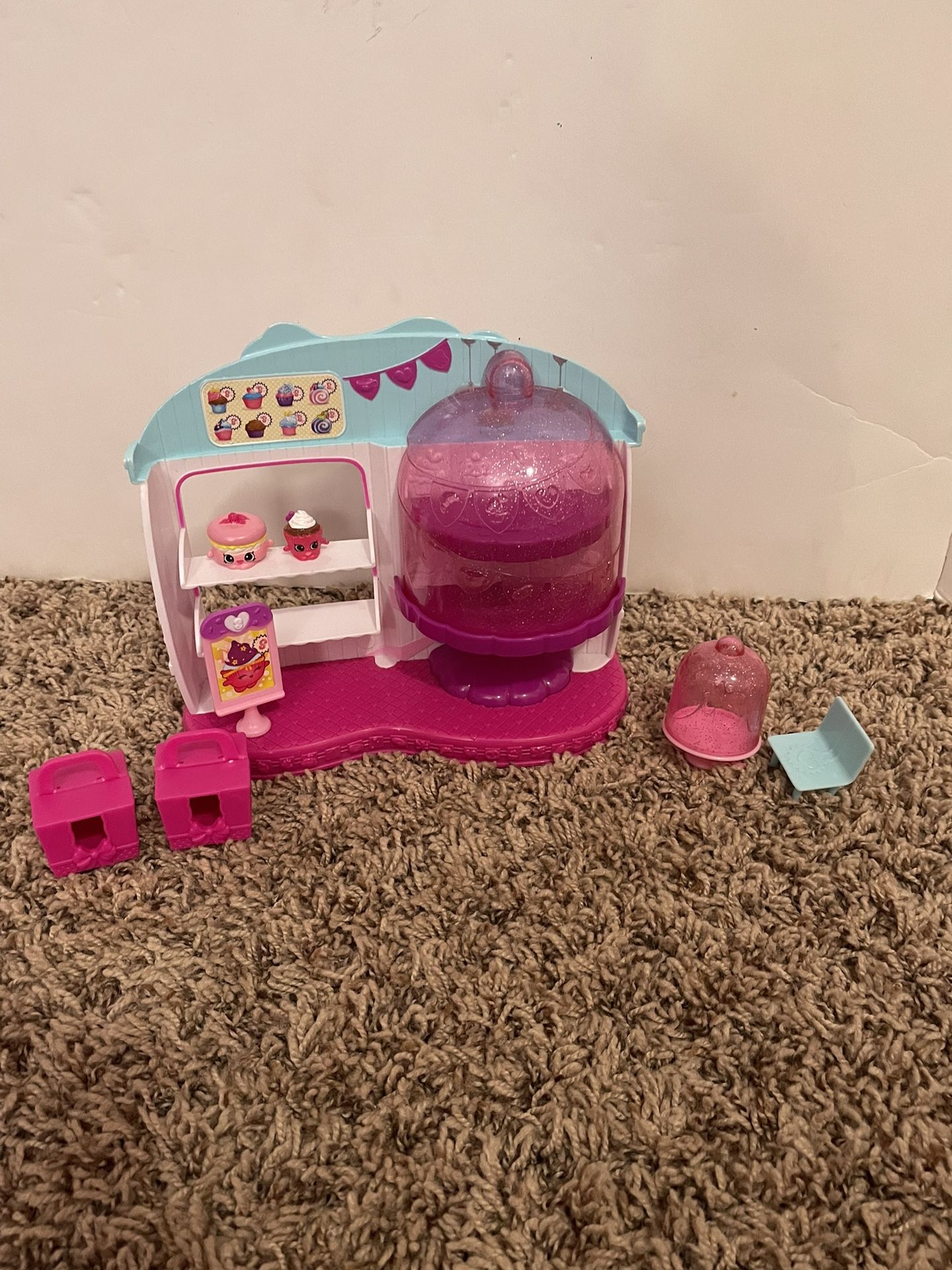 Shopkins Cupcake Queen Playset