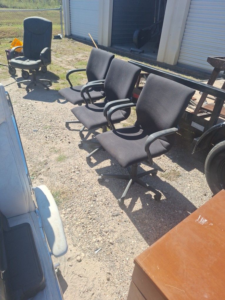 OFFICE CHAIRS