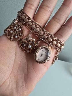 Anne Klein charm bracelet