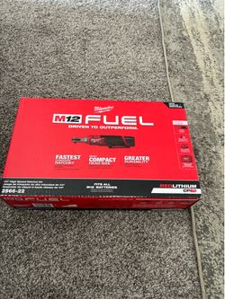 Milwaukee M12 Fuel tool full kit