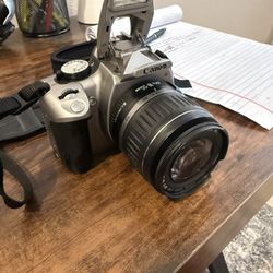 Canon EOS Digital Rebel XT Camera