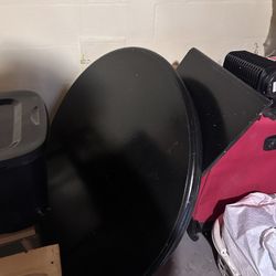 Black Round Dining Table 