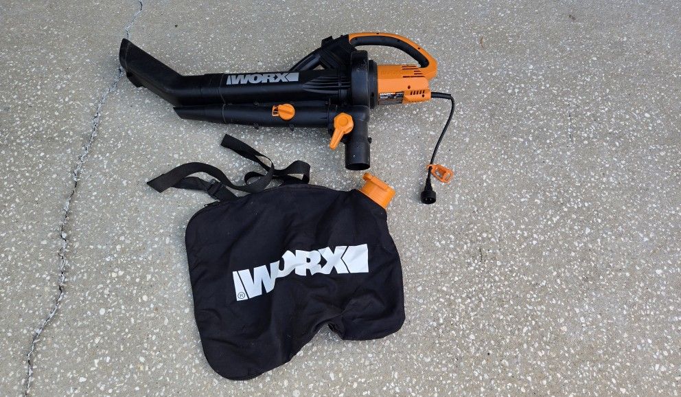 WORX Trivac 350.0-CFM 210-MPH Corded Electric Handheld Leaf Blower