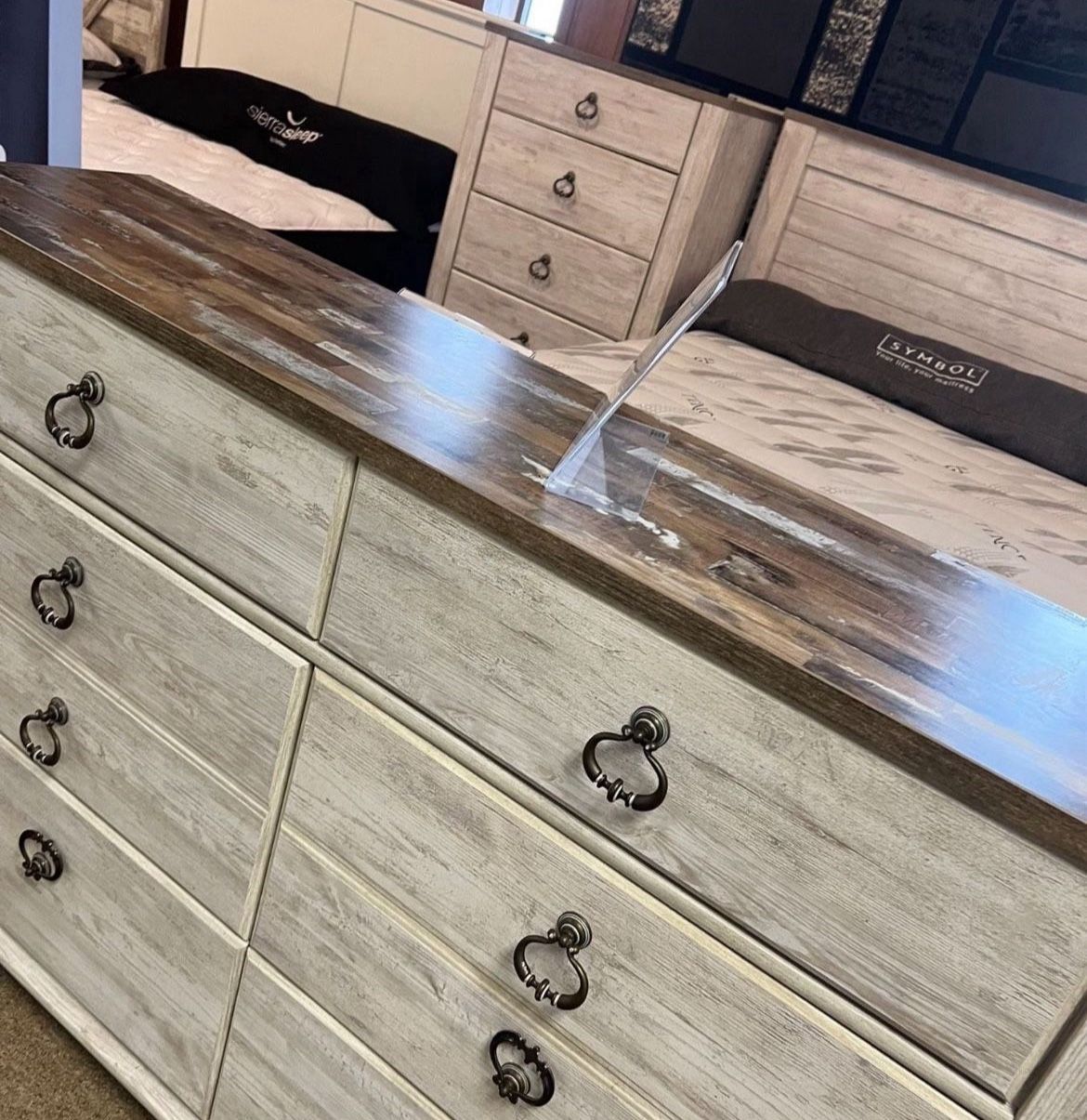 Stunning Stylish Four Piece Bedroom Suite!