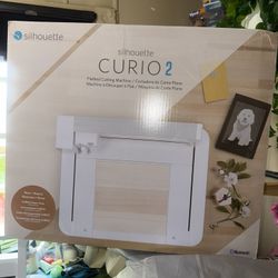 Silhouette CURIO 2  cutting machine
