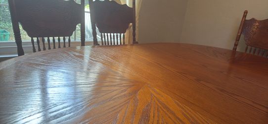 Oak Dinning Table