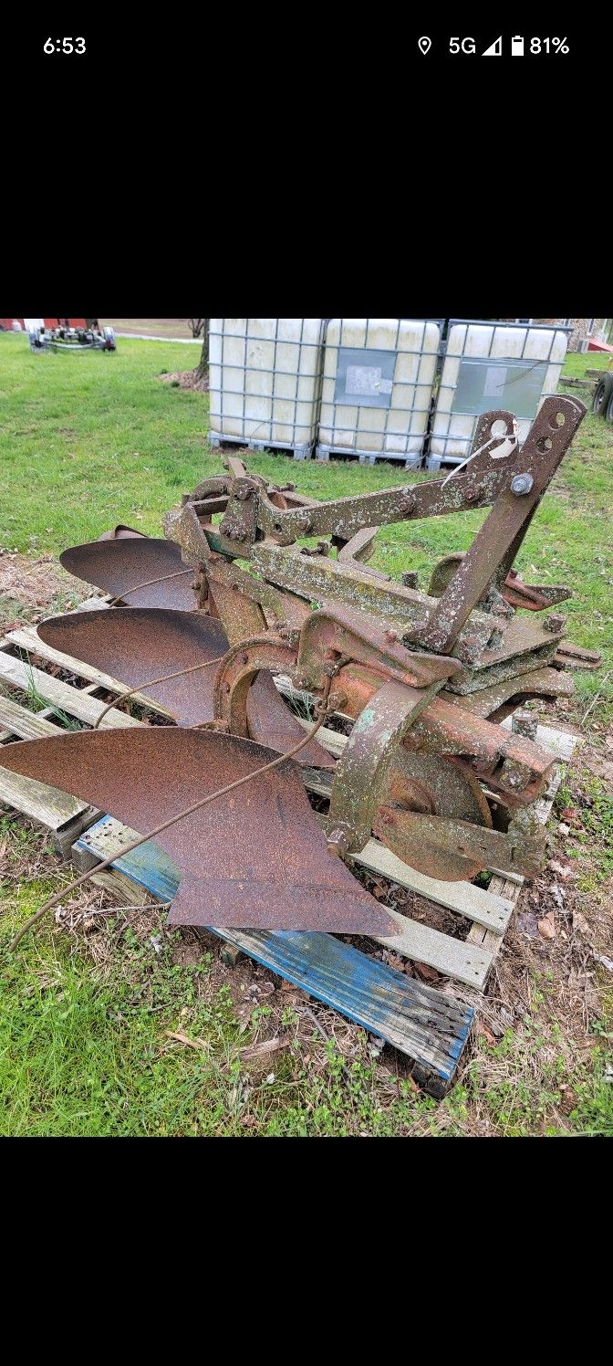 Case 3 Bottom Breakaway Plow