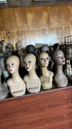 Maniqui heads