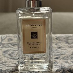 JO MALONE LONDON ENGLISH PEAR & FREESIA 