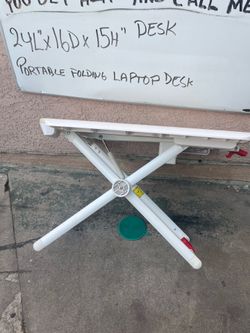 Laptop desk