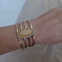 Cuff Bracelet 