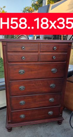 Dresser 5 Drawers