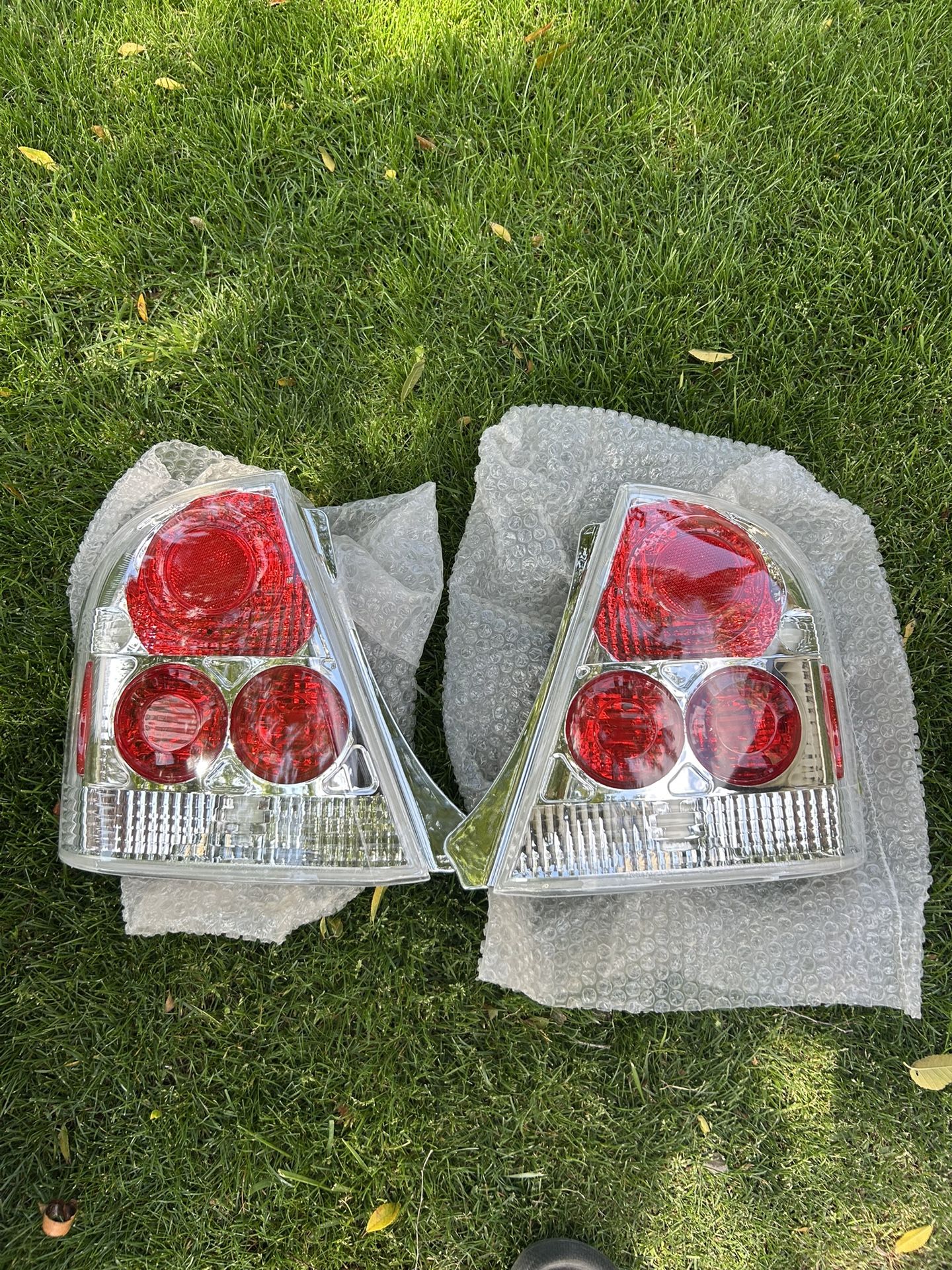 99-00 Mazda Protege Rear Lights