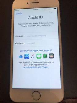 IPhone 6 64gb unlocked No cracks Everything works