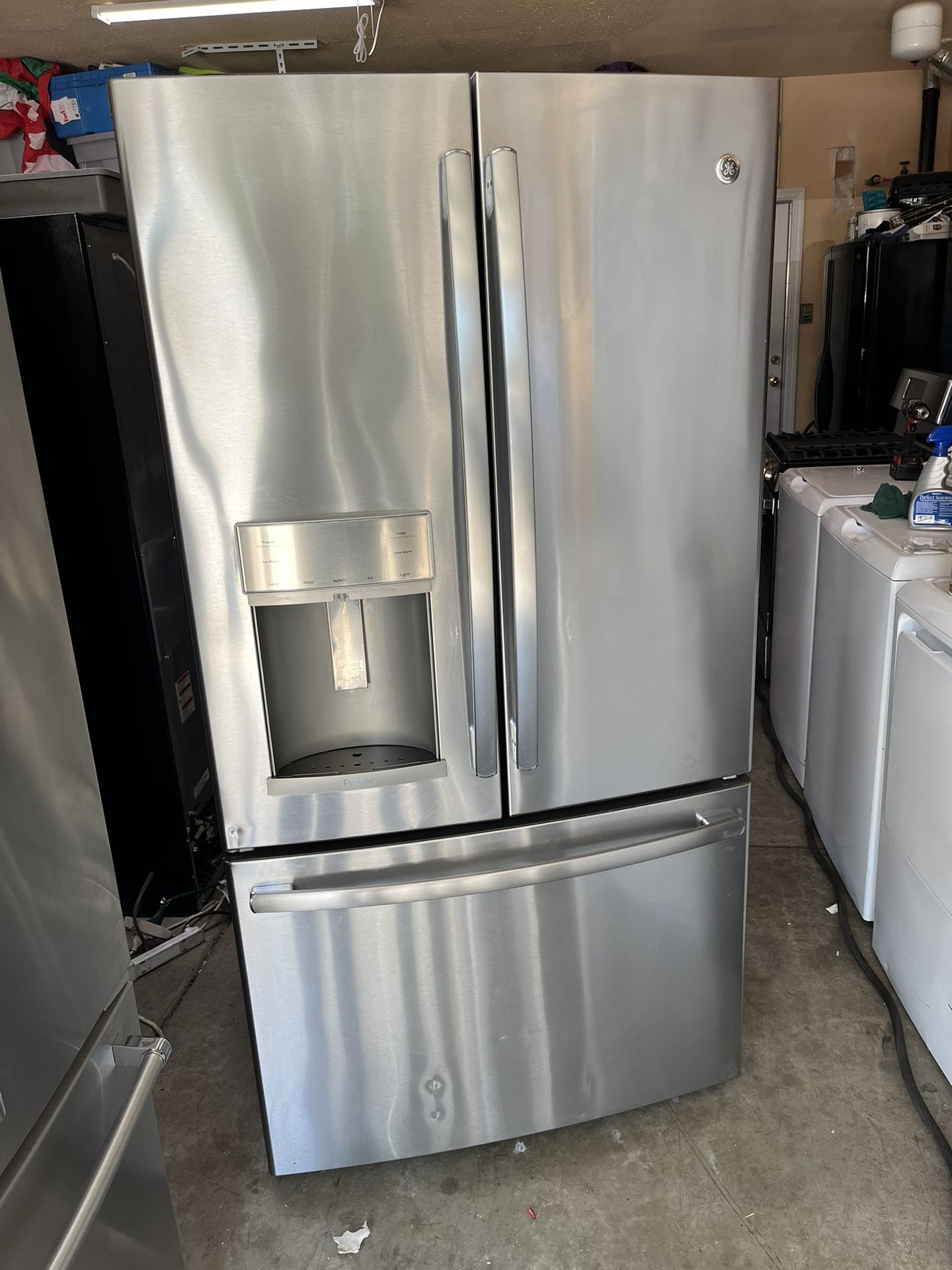 GE Profile Refrigerator 