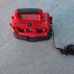 Milwaukee 45-59-1806 Battery Charger