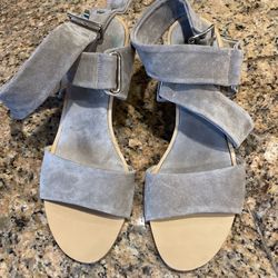Ladies wedge Taupe Leather Sandal “Rag &Bones” Made In Italy, US  Size 8