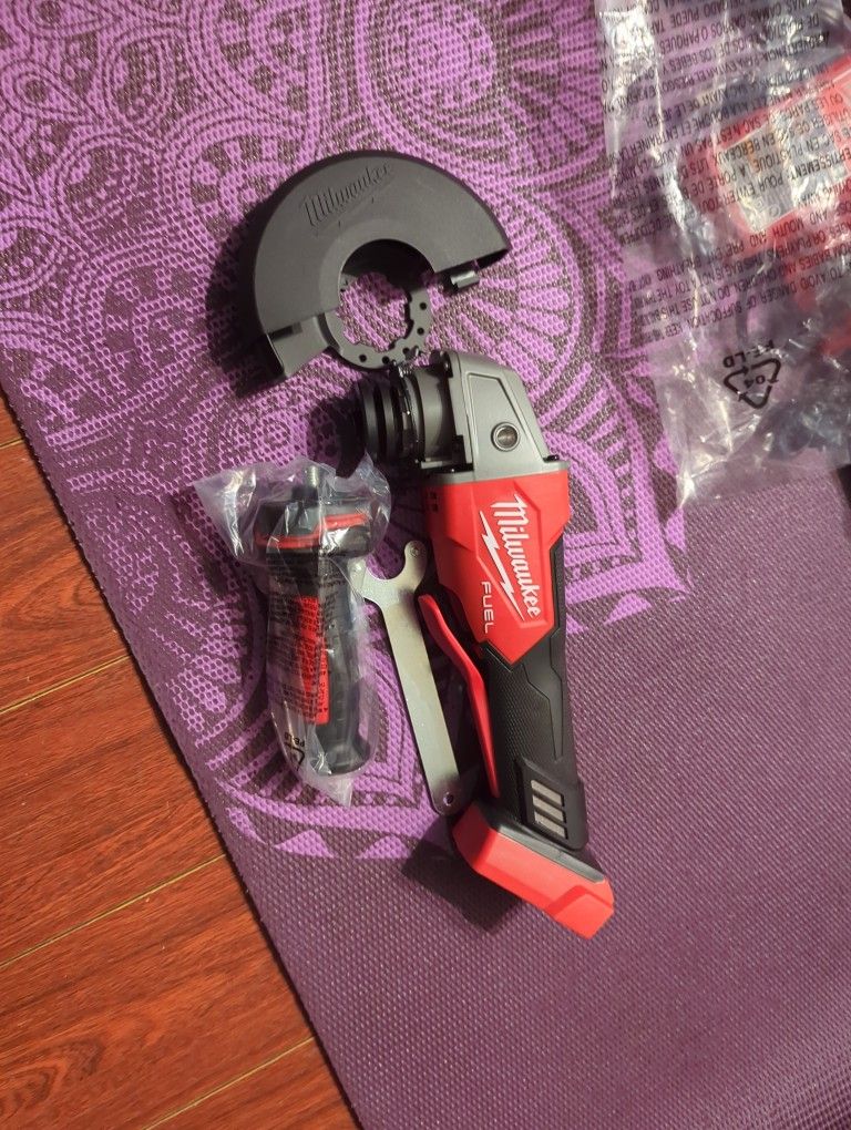 Milwaukee Fuel M18 Grinder Tool Only