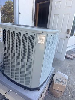 Working AC unit